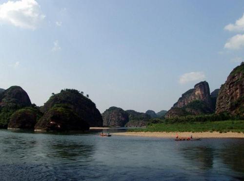 喜讯：美景创意与湘西泸溪旅游局签订景区标识标牌系统合同