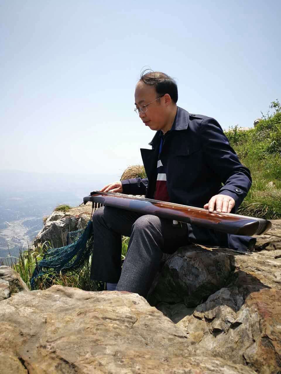 屈杰